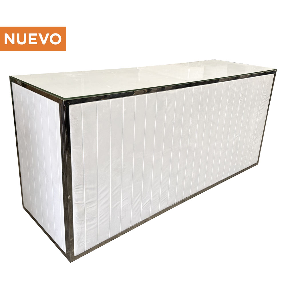 Barra de terciopelo blanco con marco plateado