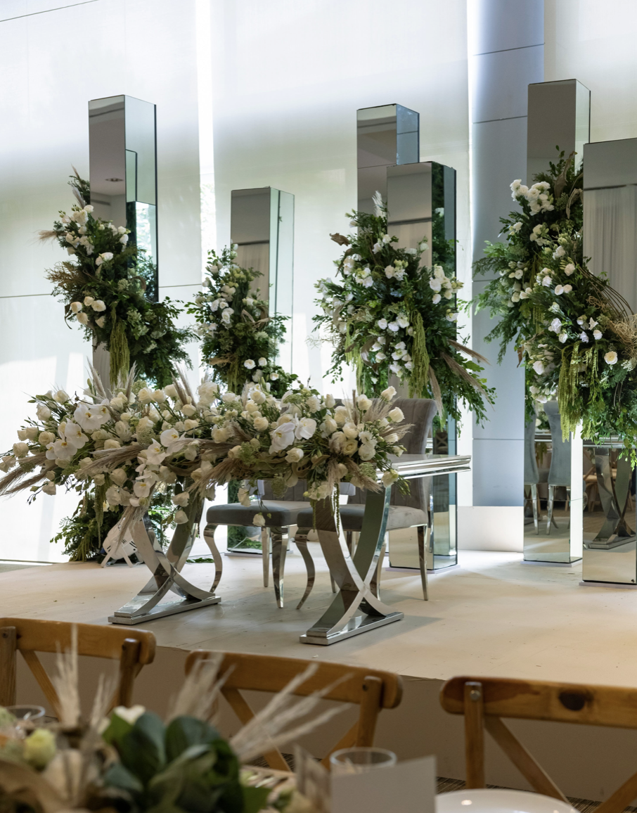 Mesa de novios Copa cromada con mármol blanco
