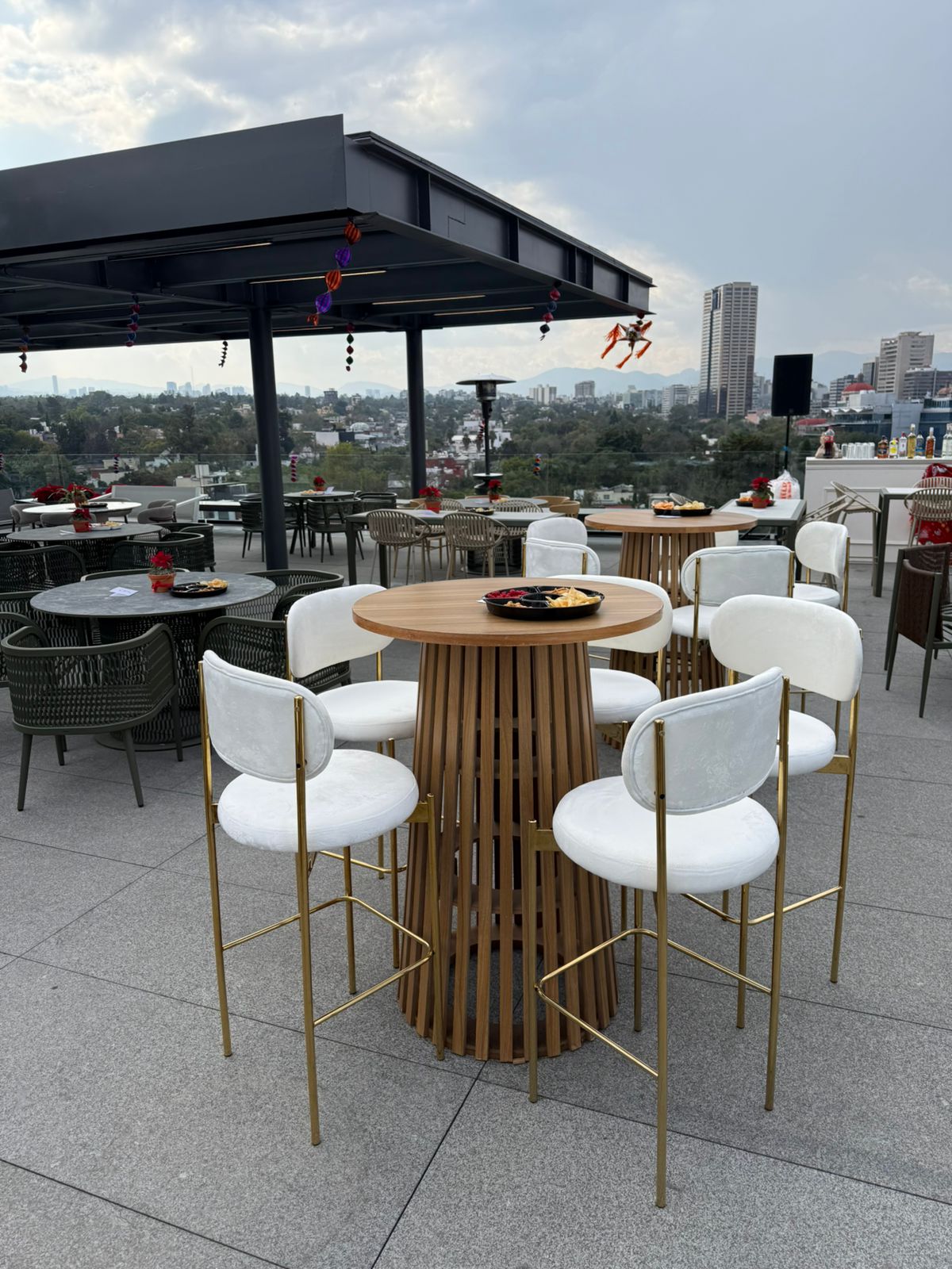 Banco Gold Terciopelo Blanco