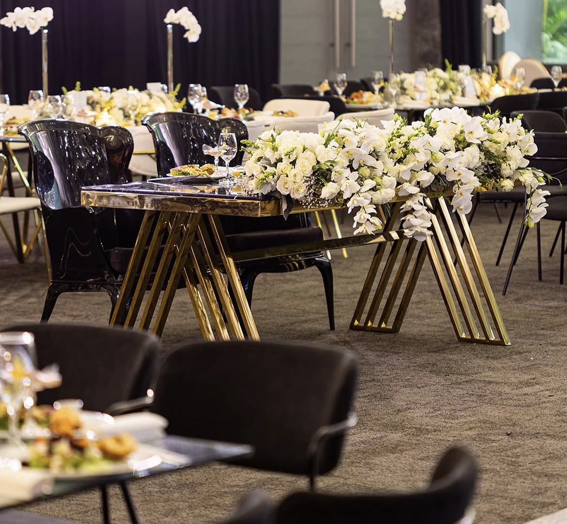 Mesa de novios Deco con cubierta de mármol negro