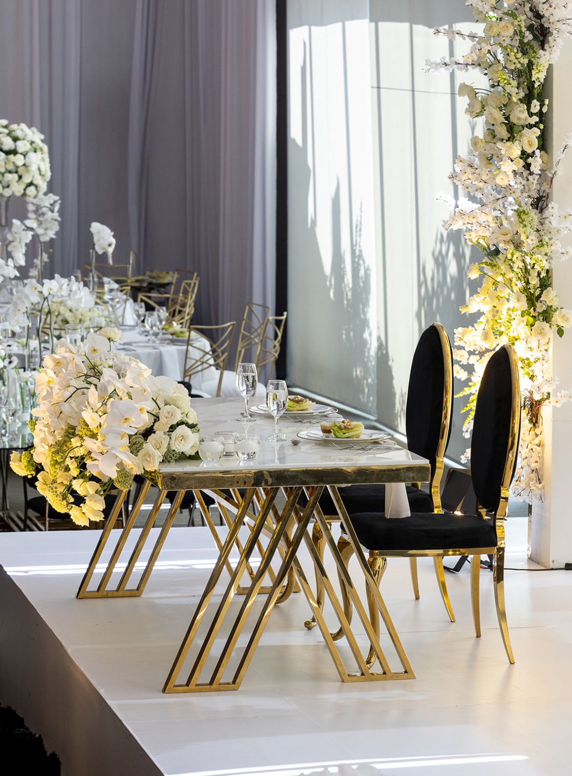 Silla de Novios Royal Dorada con Negro